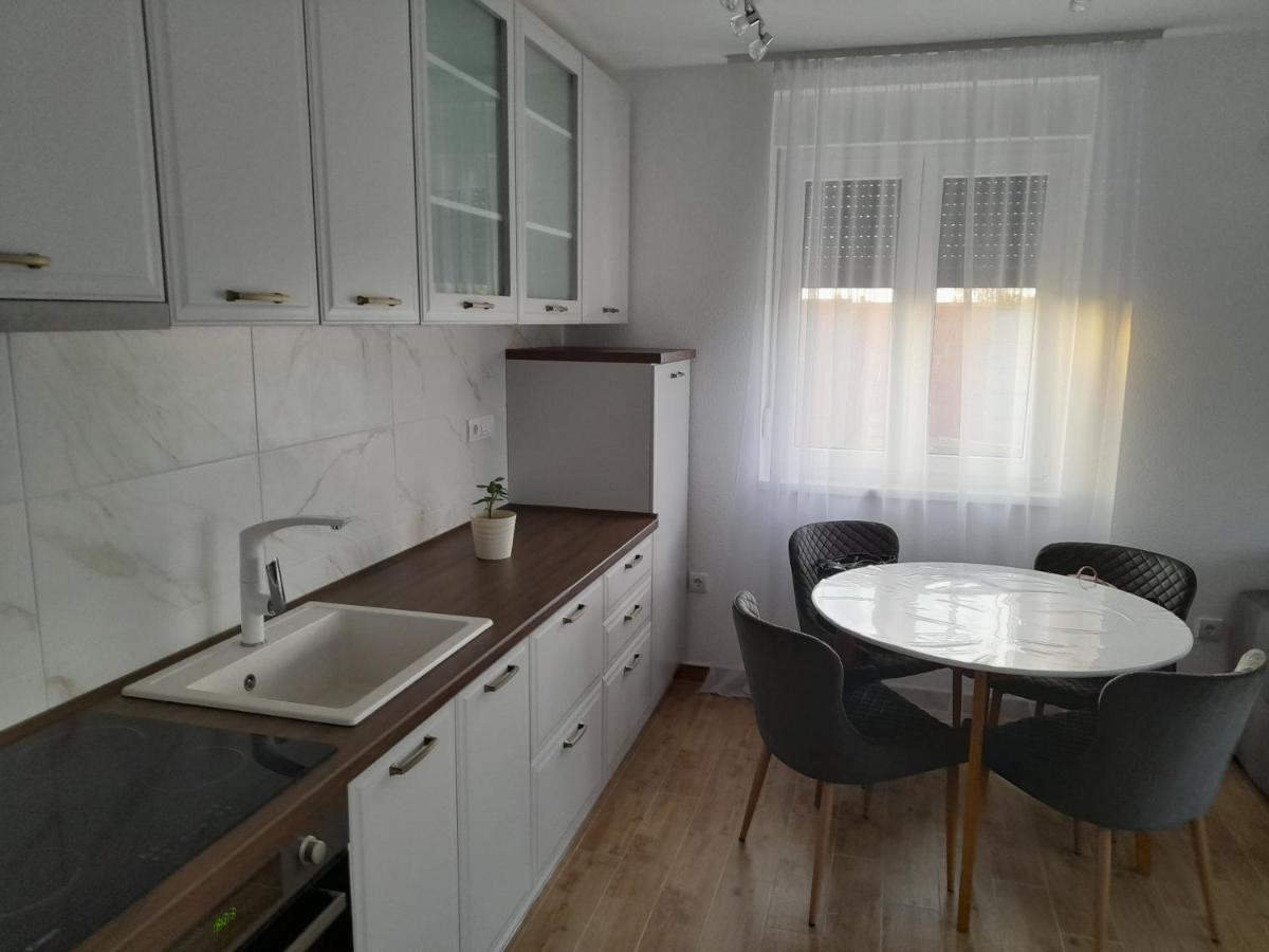 Apartmani Sunlight Vrnjacka Banja Ngoại thất bức ảnh